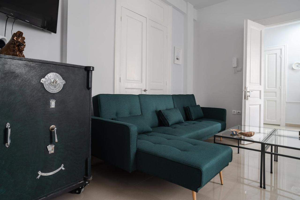 Polytimon, An Athenian Neoclassical Apartment Εξωτερικό φωτογραφία